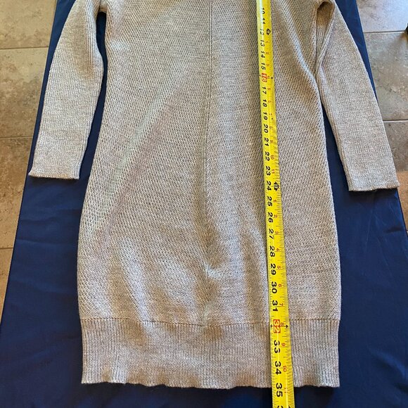 LULUS light gray long sleeve sweater dress, turtleneck size XS - Picture 9 of 9